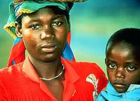 Image of a woman and her son from one of the ethnic groups in Rwanda.