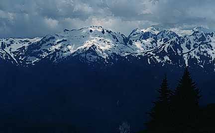Image of Mt. Olympus and the mountains of Olympic National Park in Washington.